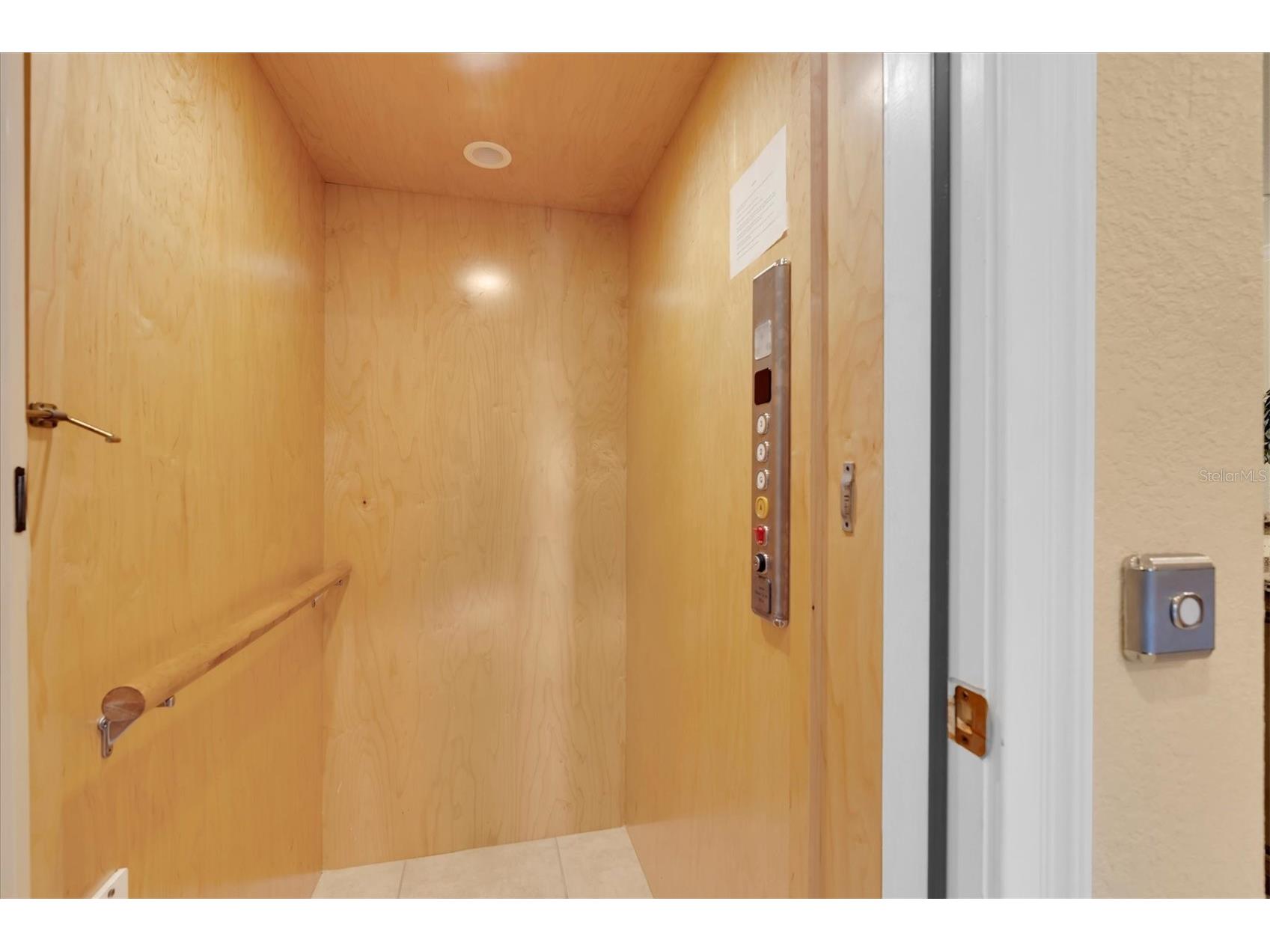 300 Capri Boulevard #6 Treasure Island FL 33706 TB8510066 image38