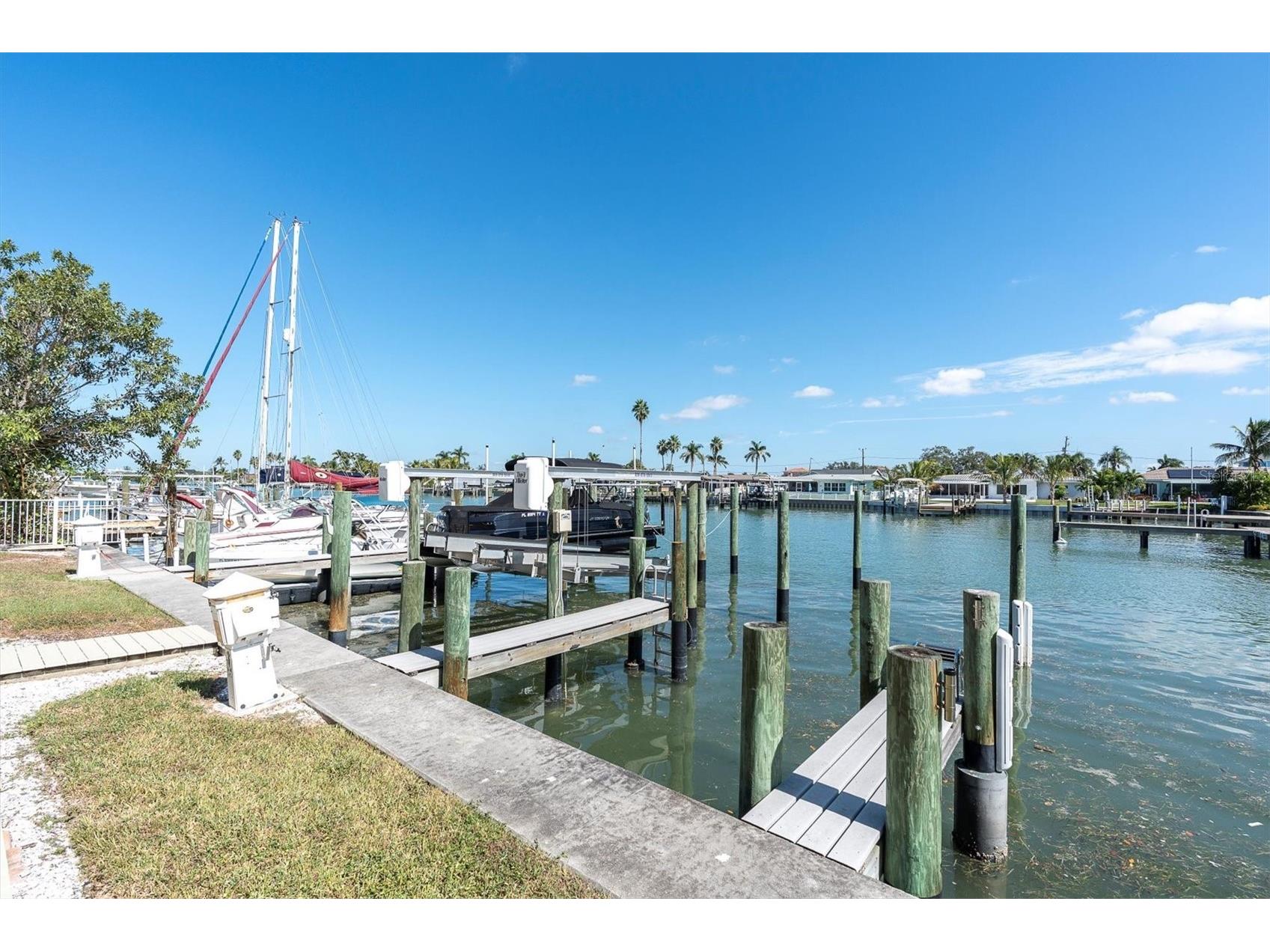300 Capri Boulevard #6 Treasure Island FL 33706 TB8510066 image45