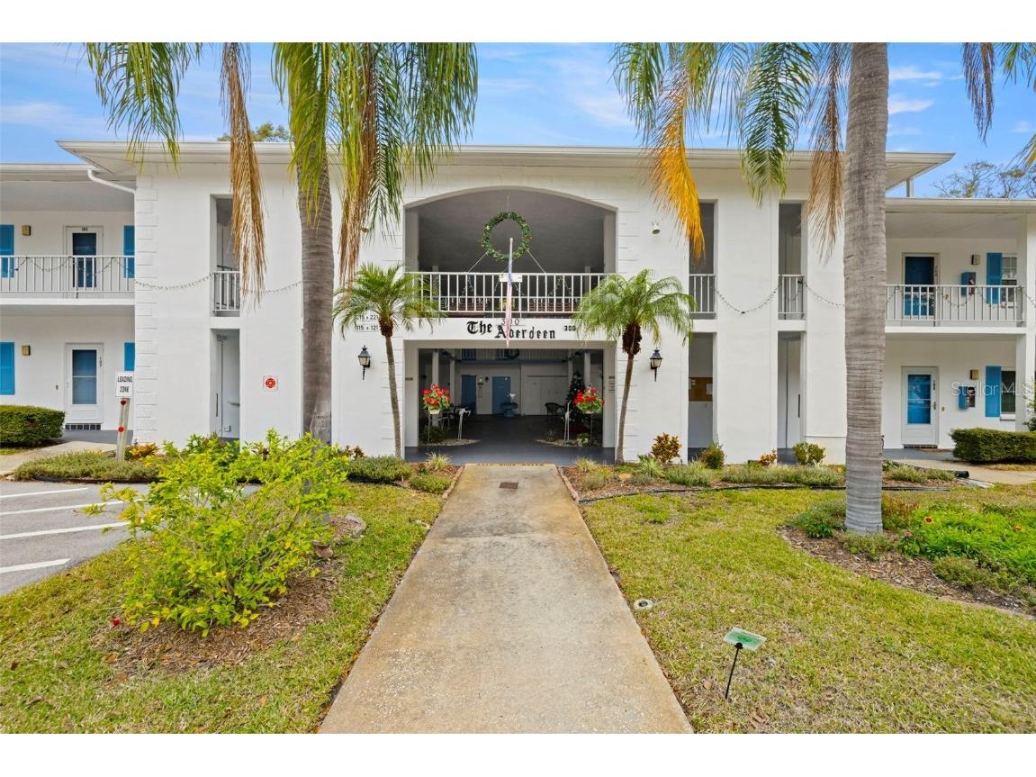 300 Clyde Lane #106 Dunedin FL 34698 TB8458026 image1
