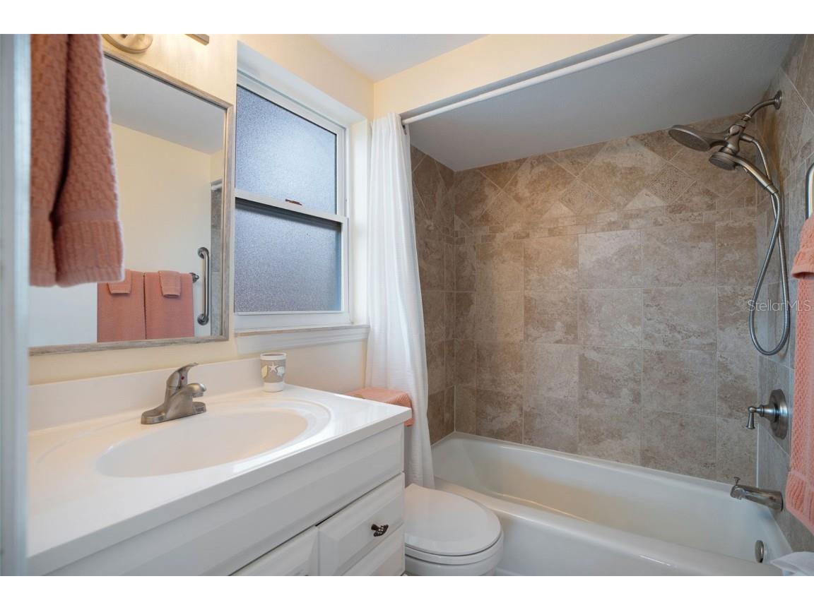 300 Coral Road Venice FL 34293 A4633740 image17