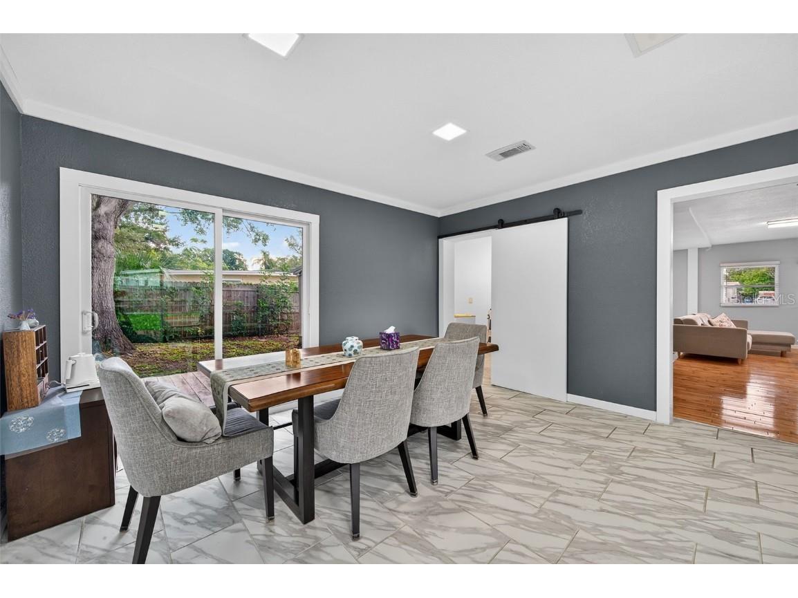 300 Davison Avenue NE Saint Petersburg FL 33703 TB8415198 image12