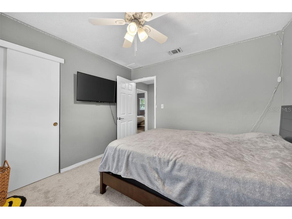 300 Davison Avenue NE Saint Petersburg FL 33703 TB8415198 image22