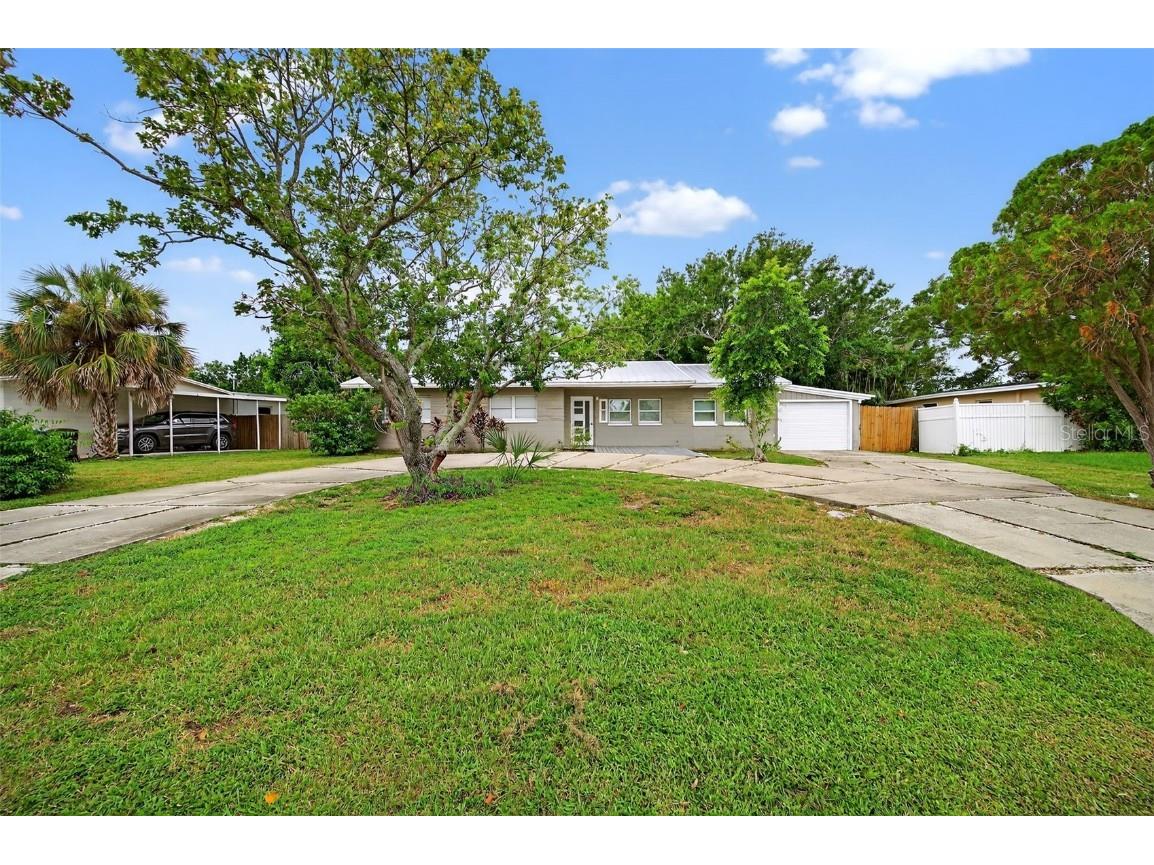 300 Davison Avenue NE Saint Petersburg FL 33703 TB8415198 image4