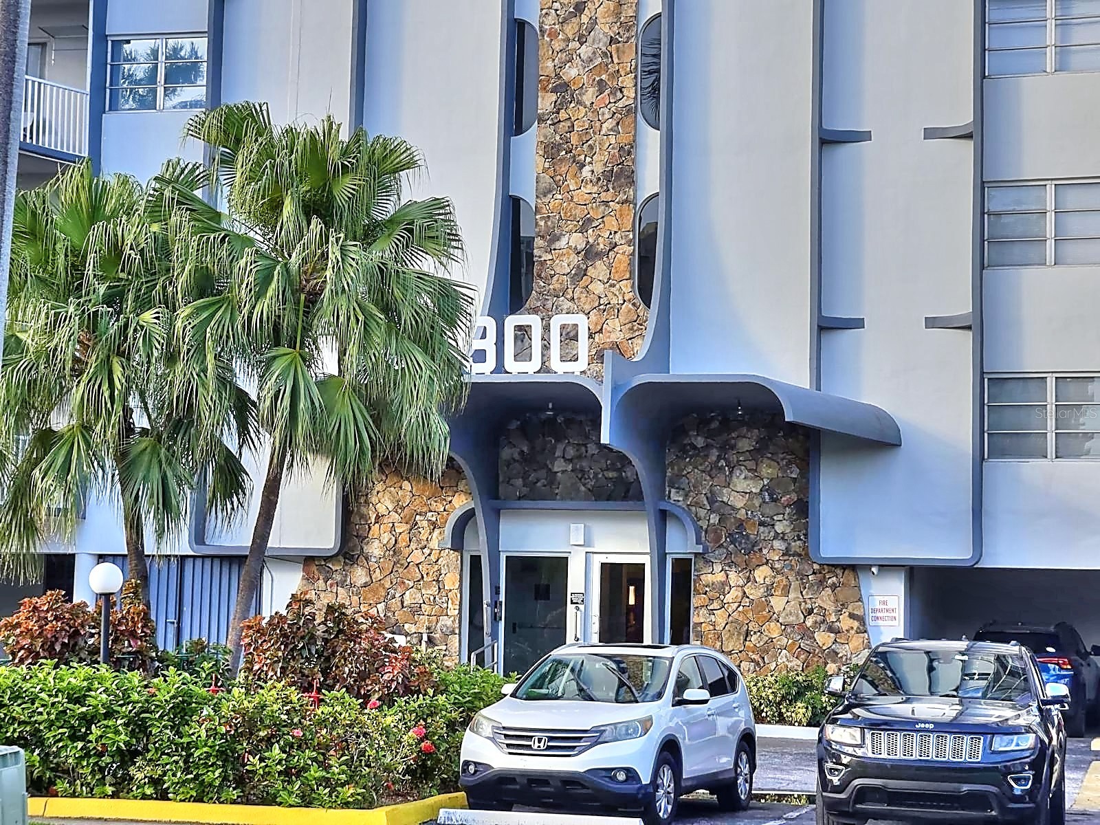 300 Diplomat Parkway #203 Hallandale Beach FL 33009 O6385915 image1