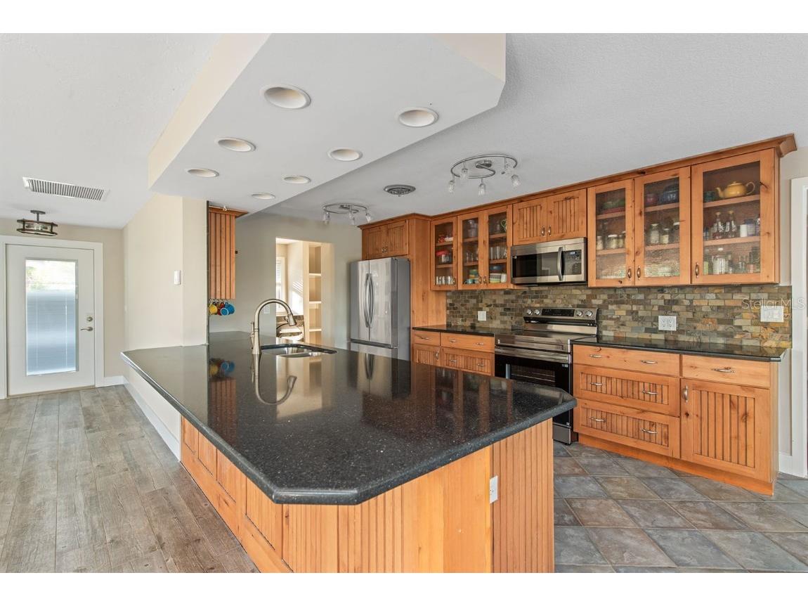 300 E Bay Heights Avenue Englewood FL 34223 D6144801 image12