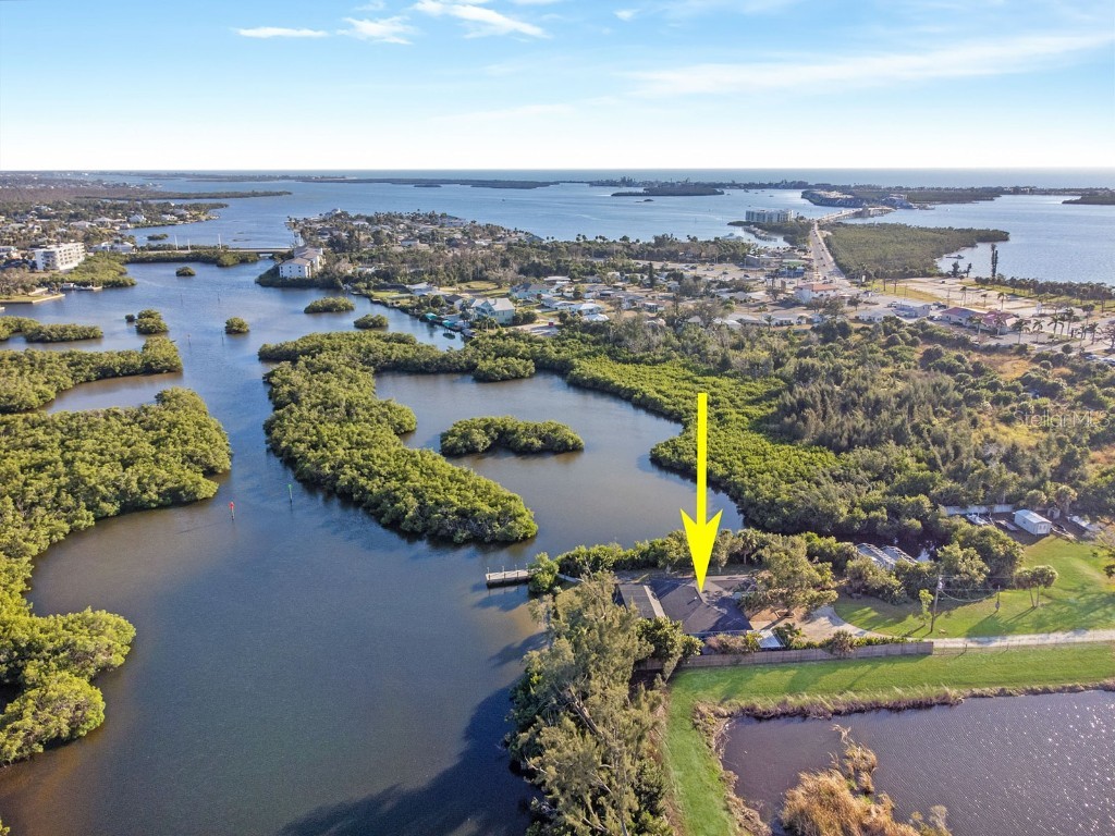 300 E Bay Heights Avenue Englewood FL 34223 D6144801 image2