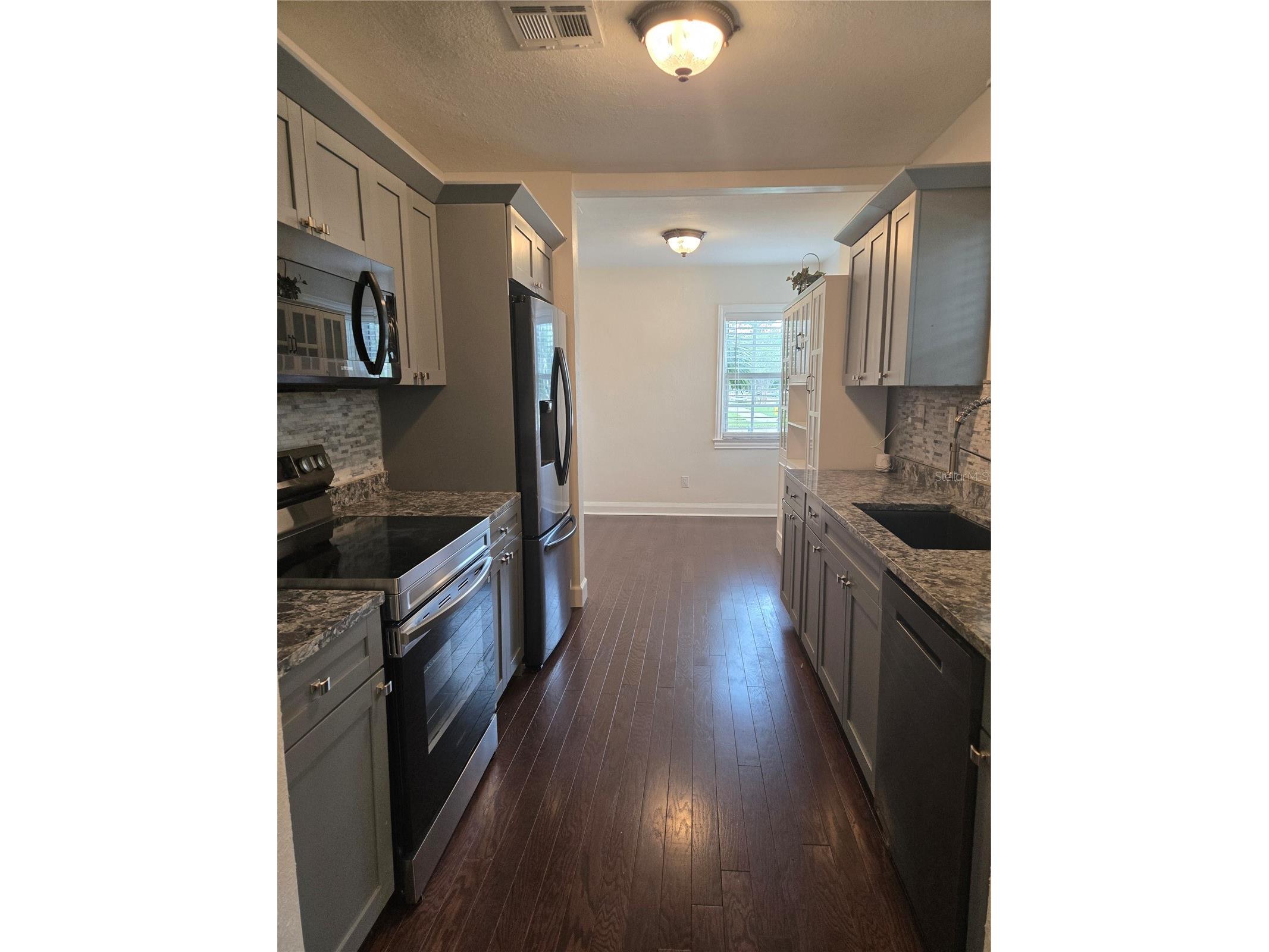 300 E Idlewild Avenue Tampa FL 33604 TB8525275 image17
