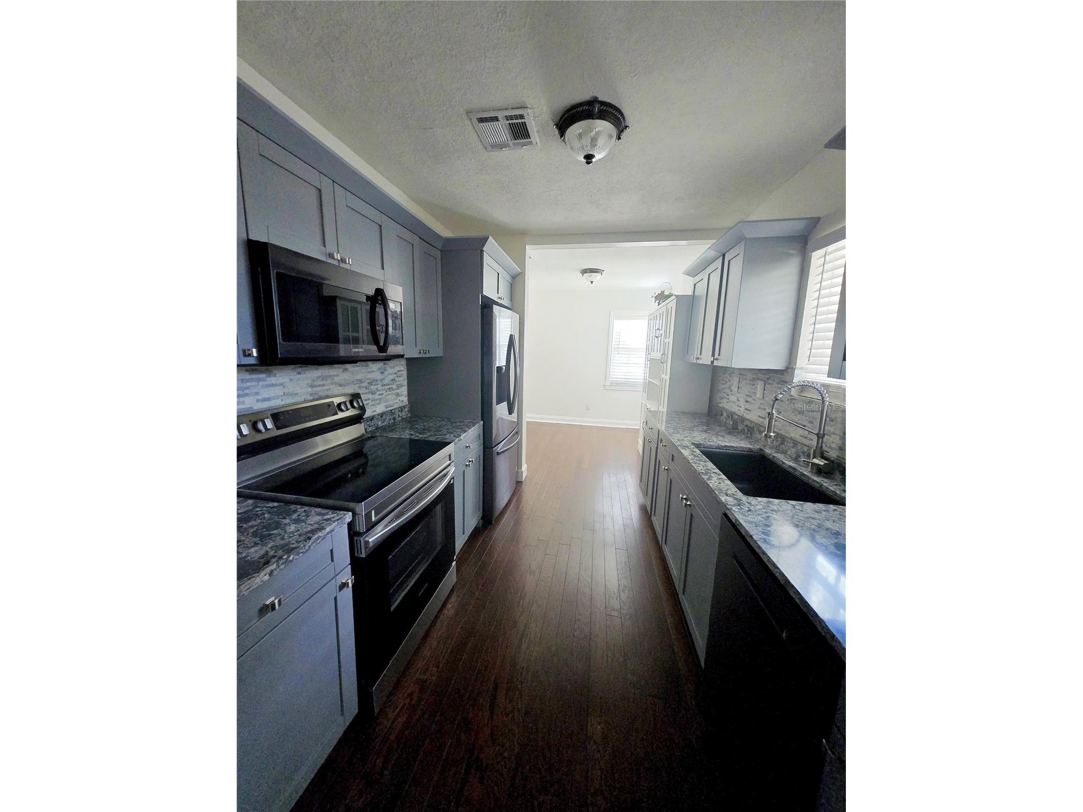 300 E Idlewild Avenue Tampa FL 33604 TB8525275 image2