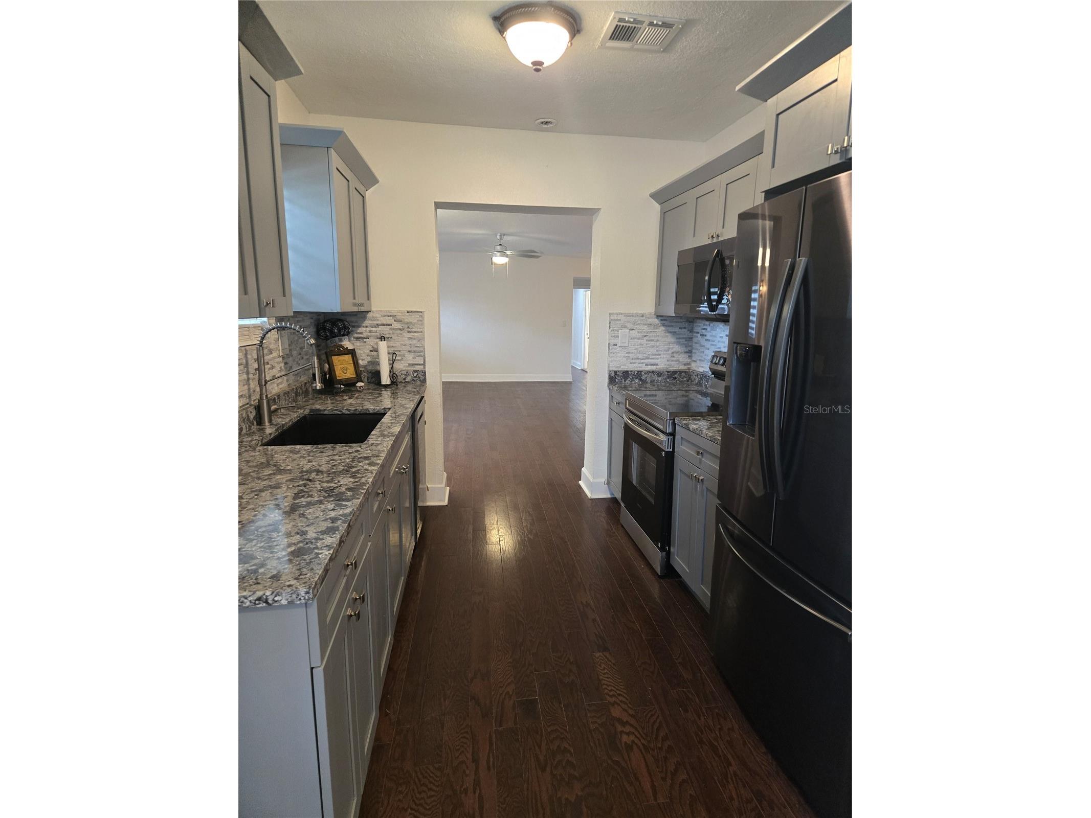 300 E Idlewild Avenue Tampa FL 33604 TB8525275 image7