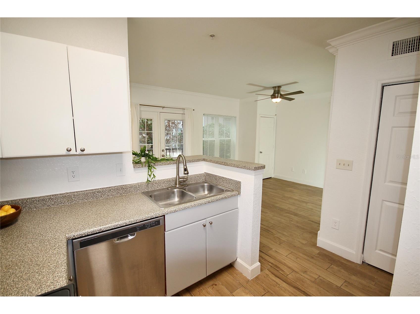 300 E South Street #1015 Orlando FL 32801 O6407963 image6