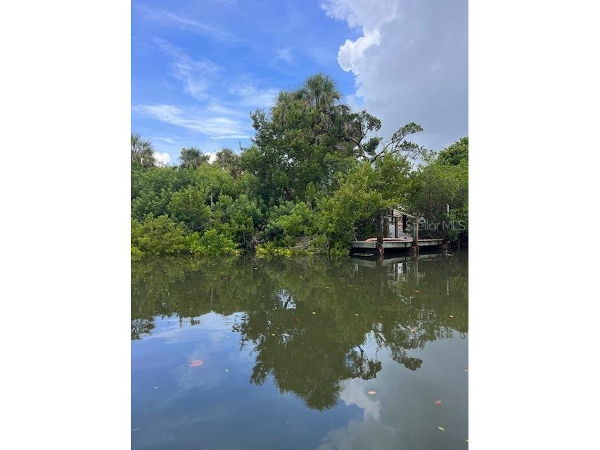 300 Garden Lane Sarasota FL 34242 A4662830 image22