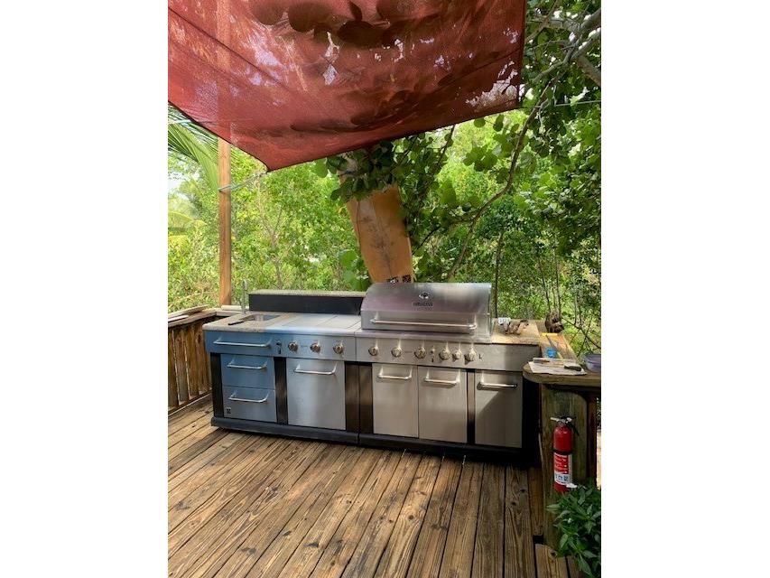 300 Garden Lane Sarasota FL 34242 A4662830 image35