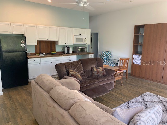 300 Garden Lane Sarasota FL 34242 A4662830 image45