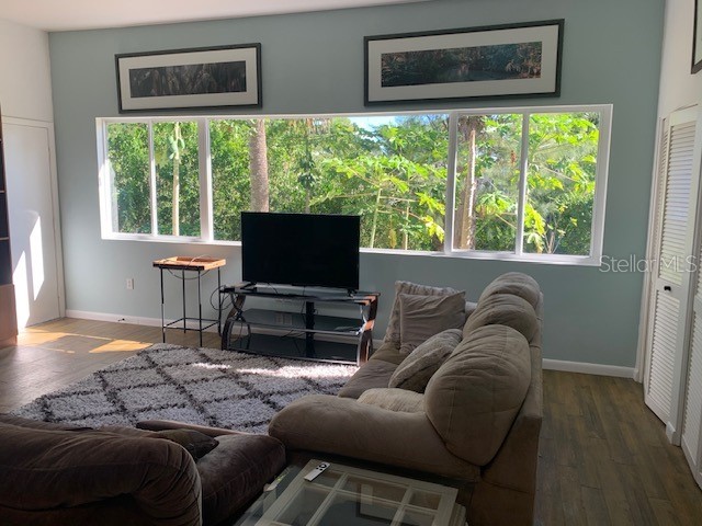 300 Garden Lane Sarasota FL 34242 A4662830 image46