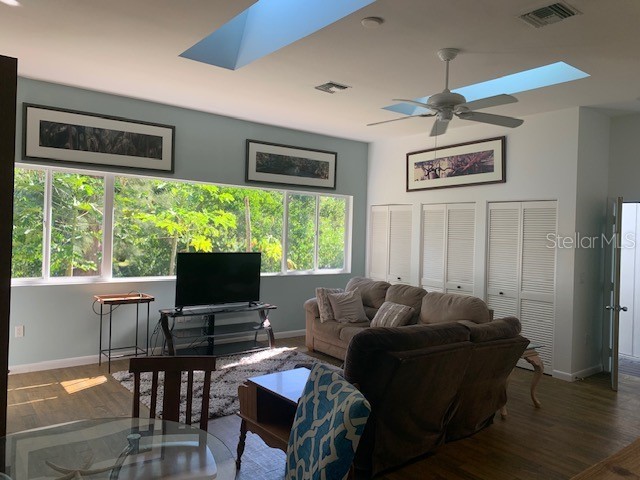 300 Garden Lane Sarasota FL 34242 A4662830 image47