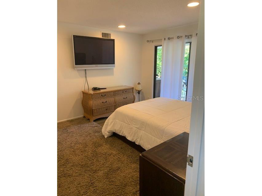 300 Garden Lane Sarasota FL 34242 A4662830 image50