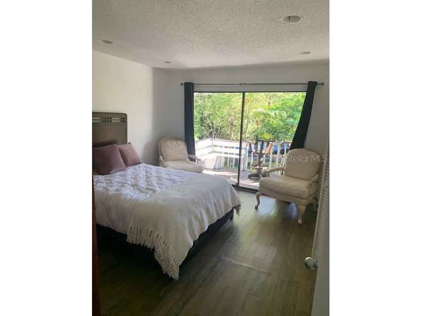 300 Garden Lane Sarasota FL 34242 A4662830 image53