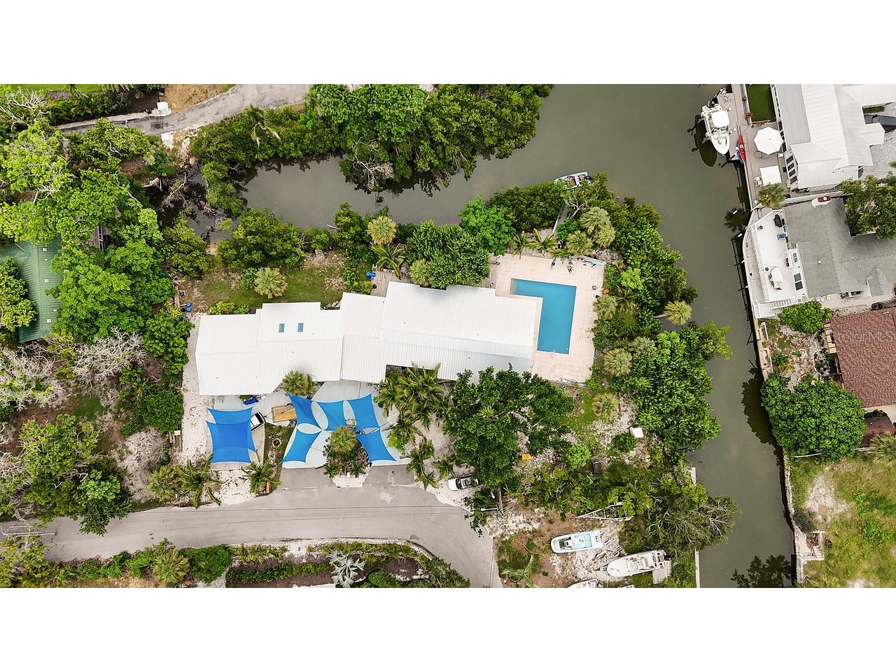 300 Garden Lane Sarasota FL 34242 A4662830 image61