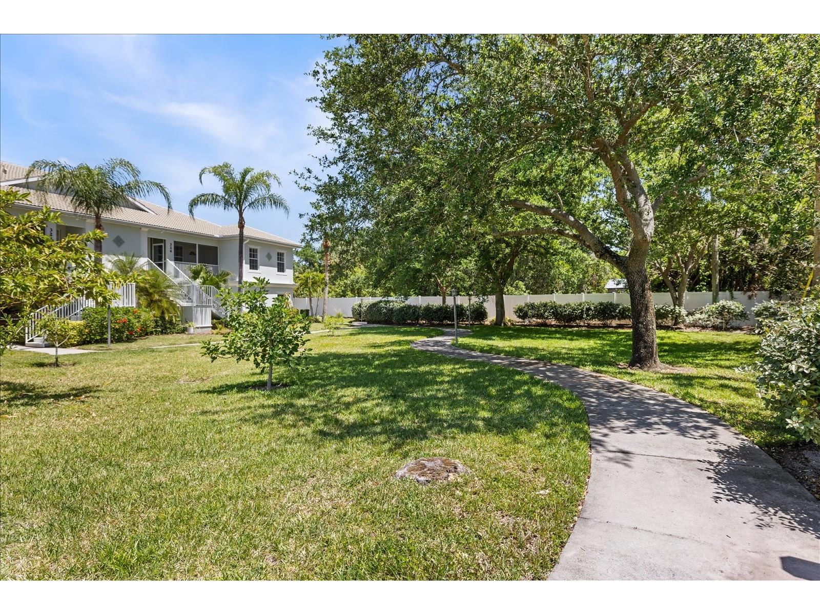 300 Gardens Edge Drive #324 Venice FL 34285 N6143922 image27