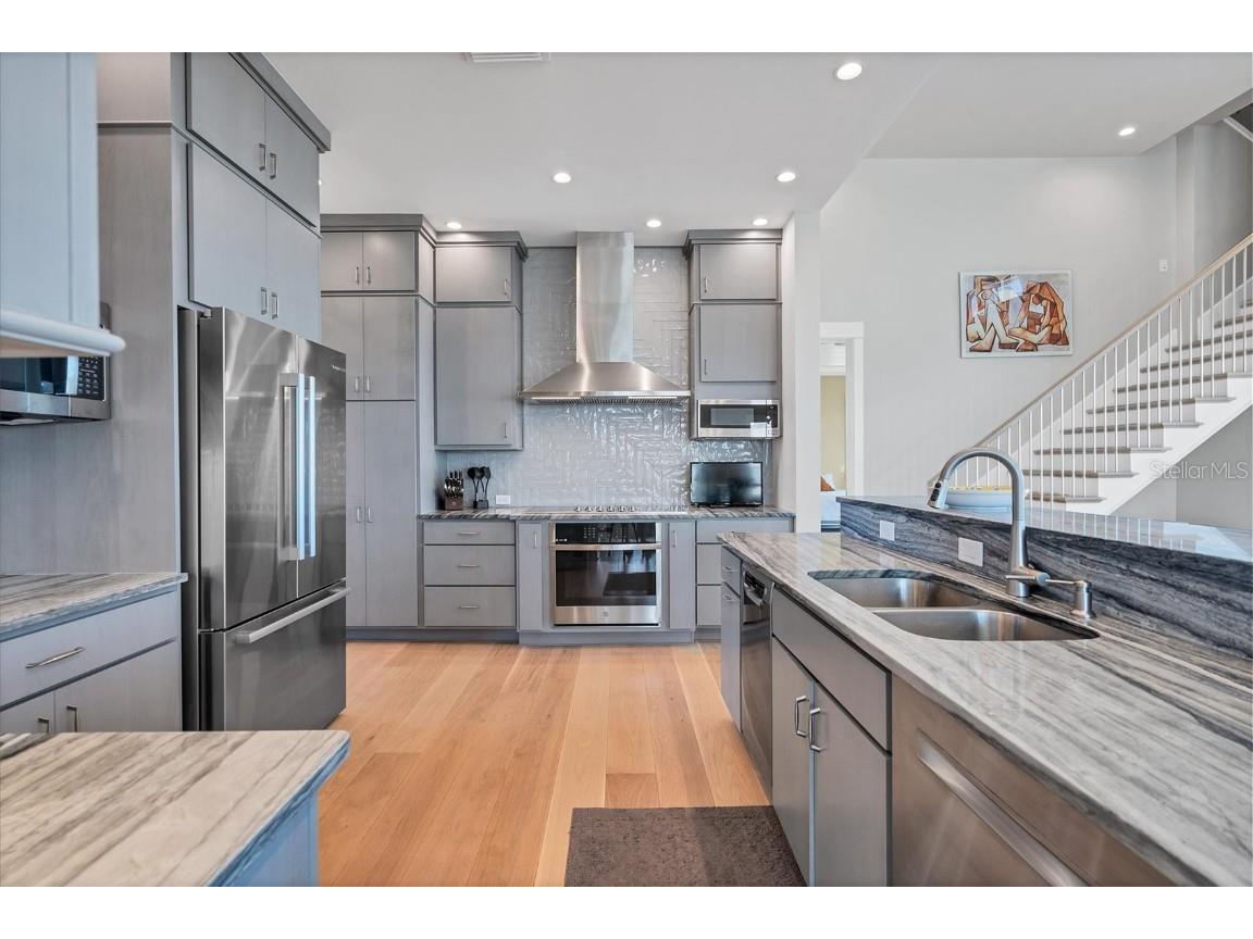 300 Gasparilla Street Boca Grande FL 33921 D6138107 image17