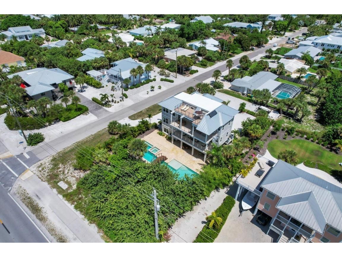 300 Gasparilla Street Boca Grande FL 33921 D6138107 image40