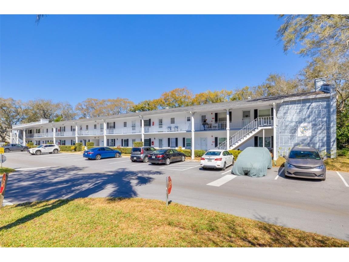 300 Glennes Lane #205 Dunedin FL 34698 U8231484 image1