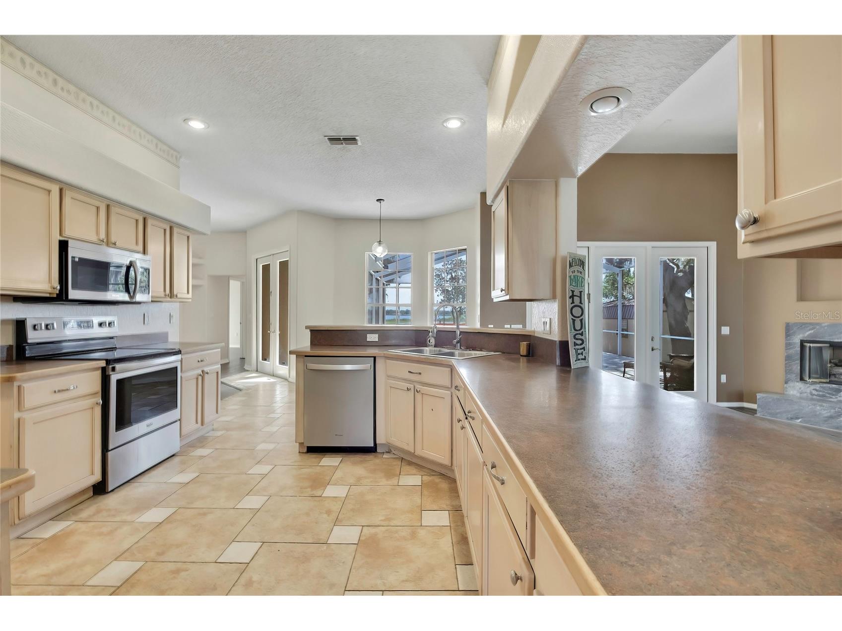 300 Hampshire Avenue Spring Hill FL 34606 - Hunters Lake TB8512039 image12