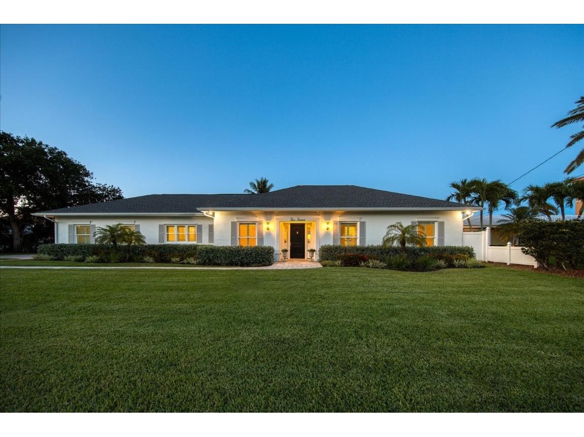 300 Harbor Drive Indian Rocks Beach FL 33785 U8197659 image1