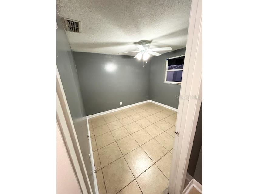 300 Midwood Drive Plant City FL 33566 W7876196 image17