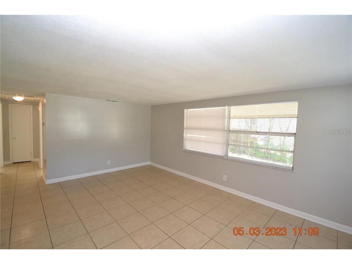 300 Midwood Drive Plant City FL 33566 W7876196 image5