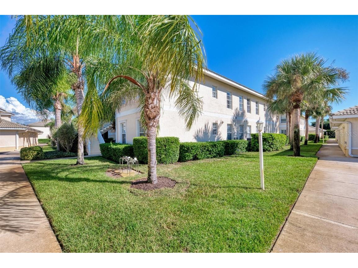 300 Mirabella Circle #202 Venice FL 34292 N6140780 image1