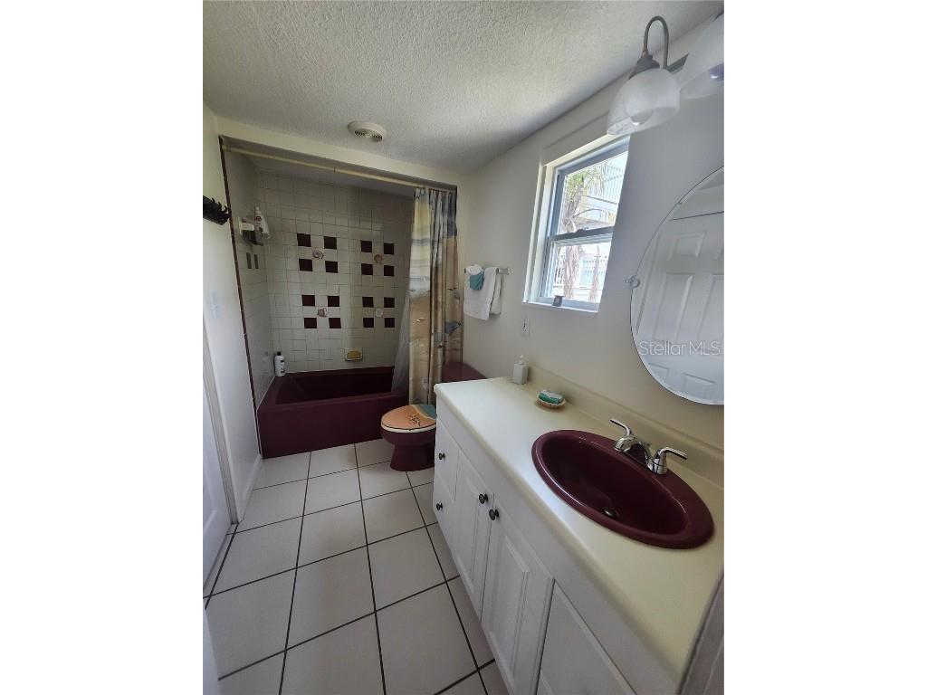 300 N 22nd Street Bradenton Beach FL 34217 - GULF OF AMERICA; SARASOTA BAY A4650913 image11