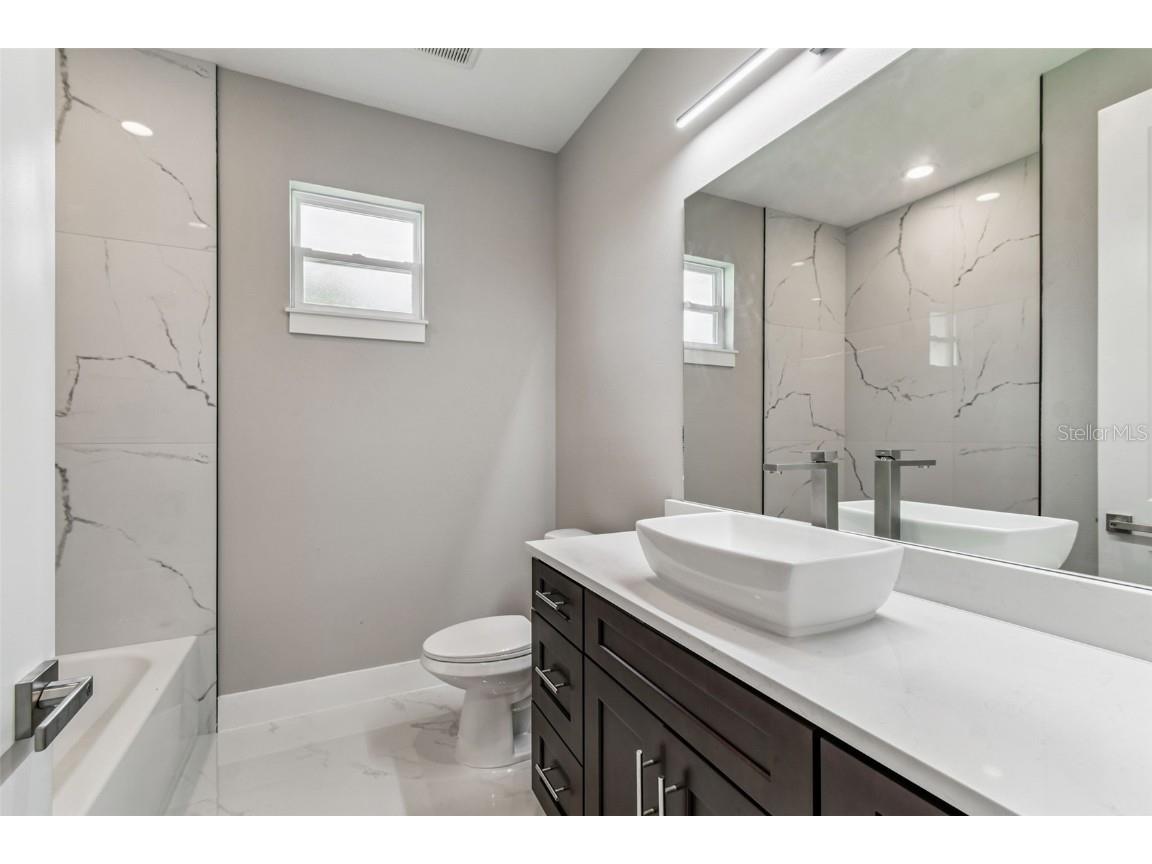 300 N Lemon Avenue Brooksville FL 34601 TB8438876 image32