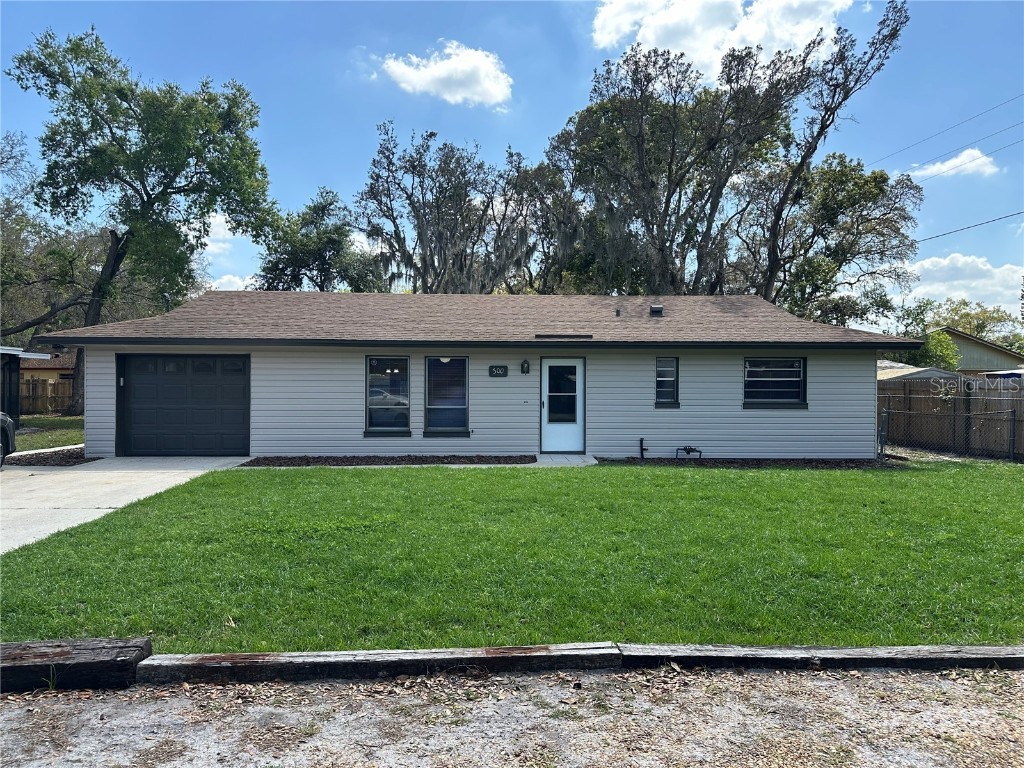 300 Oakwood Court Fern Park FL 32730 O6187899 image1