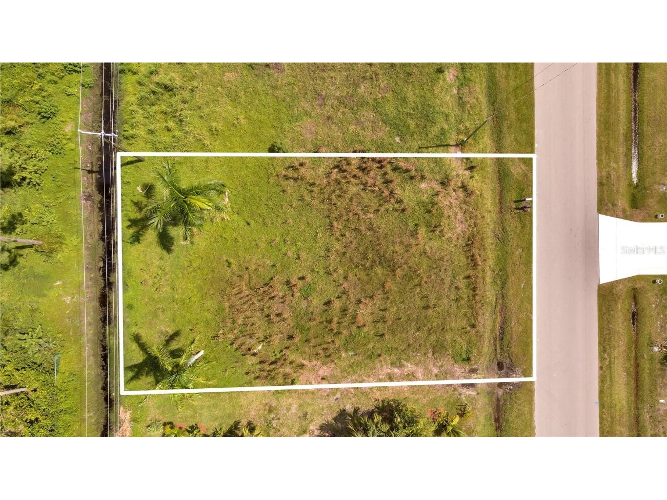 300 Pompano Terrace Punta Gorda FL 33950 S5092849 image2