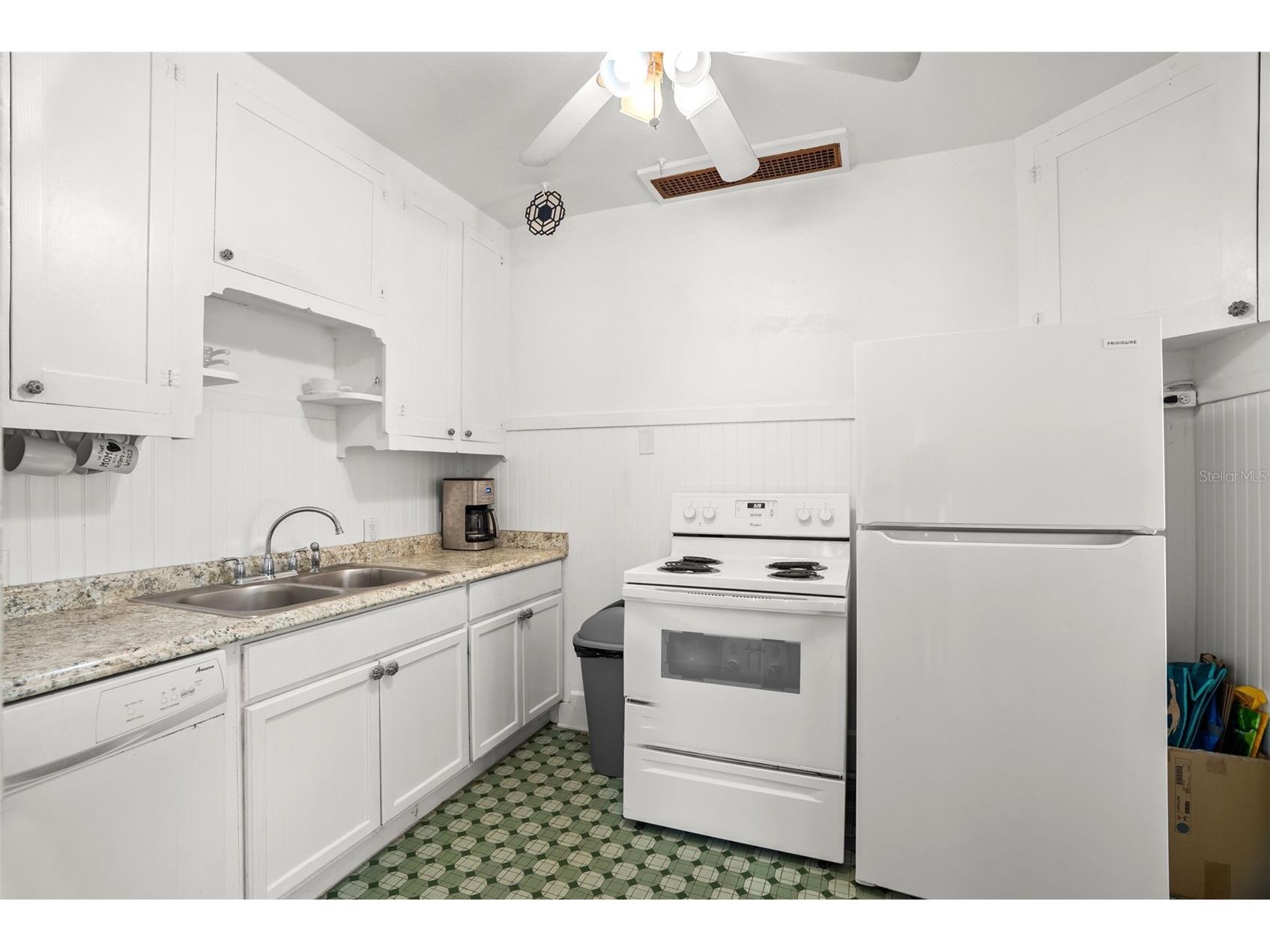 300 President Street Dunedin FL 34698 TB8489371 image35