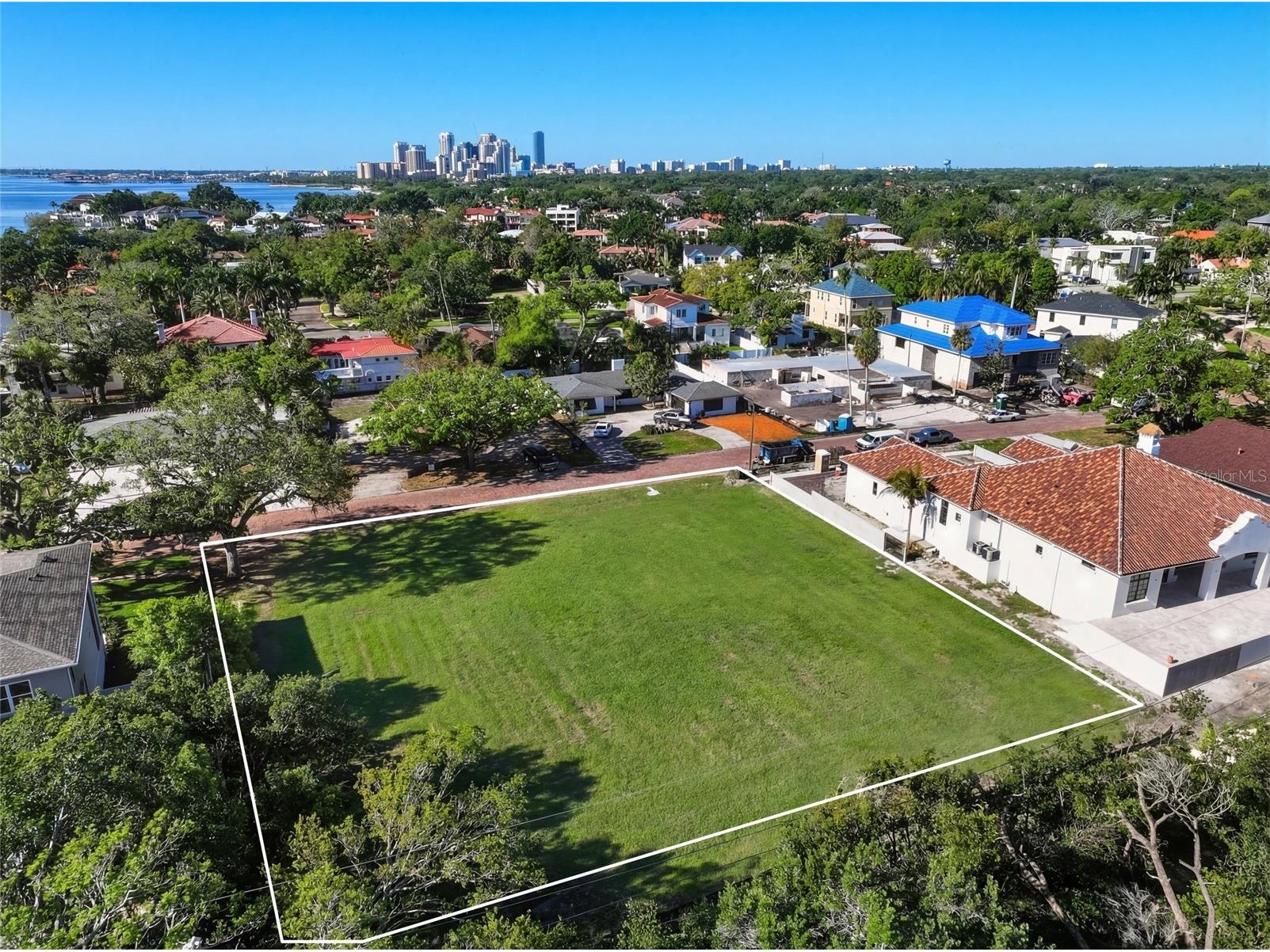 300 Rafael Boulevard NE Saint Petersburg FL 33704 TB8489962 image8