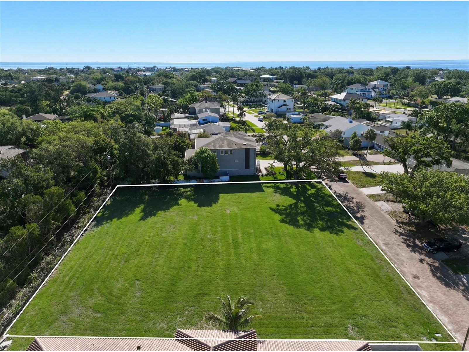 300 Rafael Boulevard NE Saint Petersburg FL 33704 TB8489962 image9