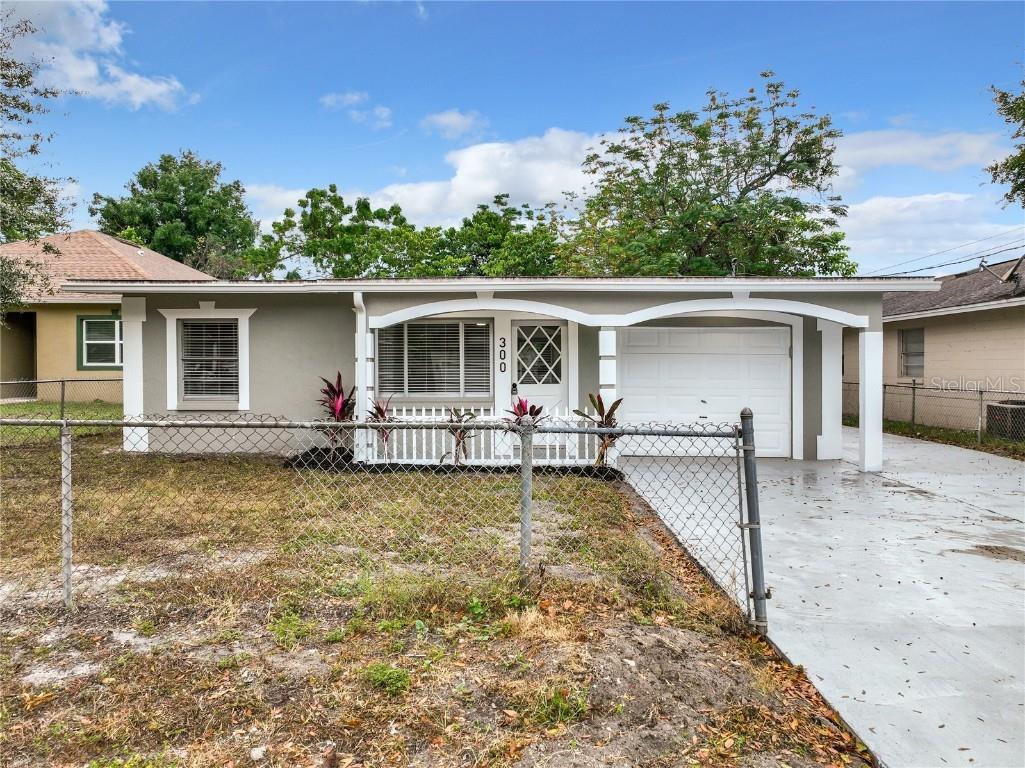 300 S Buena Vista Avenue Orlando FL 32835 T3487594 image1