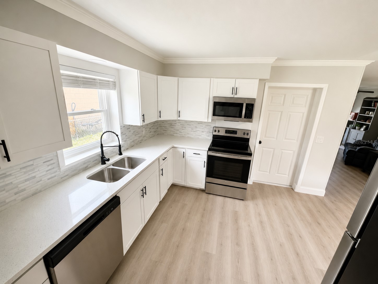 300 S Buena Vista Avenue Orlando FL 32835 TB8521063 image3