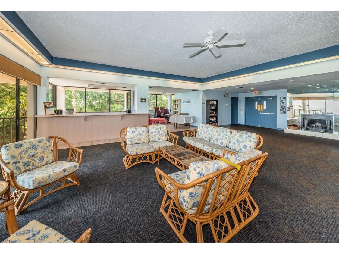 300 S Florida Avenue #200J Tarpon Springs FL 34689 TB8384604 image53