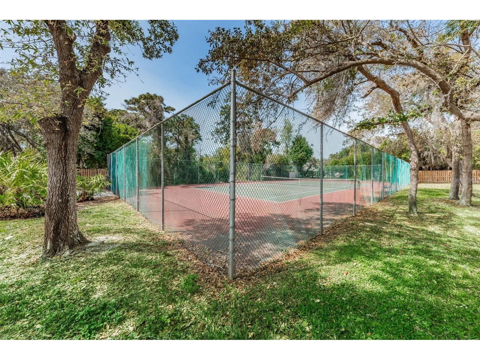 300 S Florida Avenue #200J Tarpon Springs FL 34689 TB8493167 image33