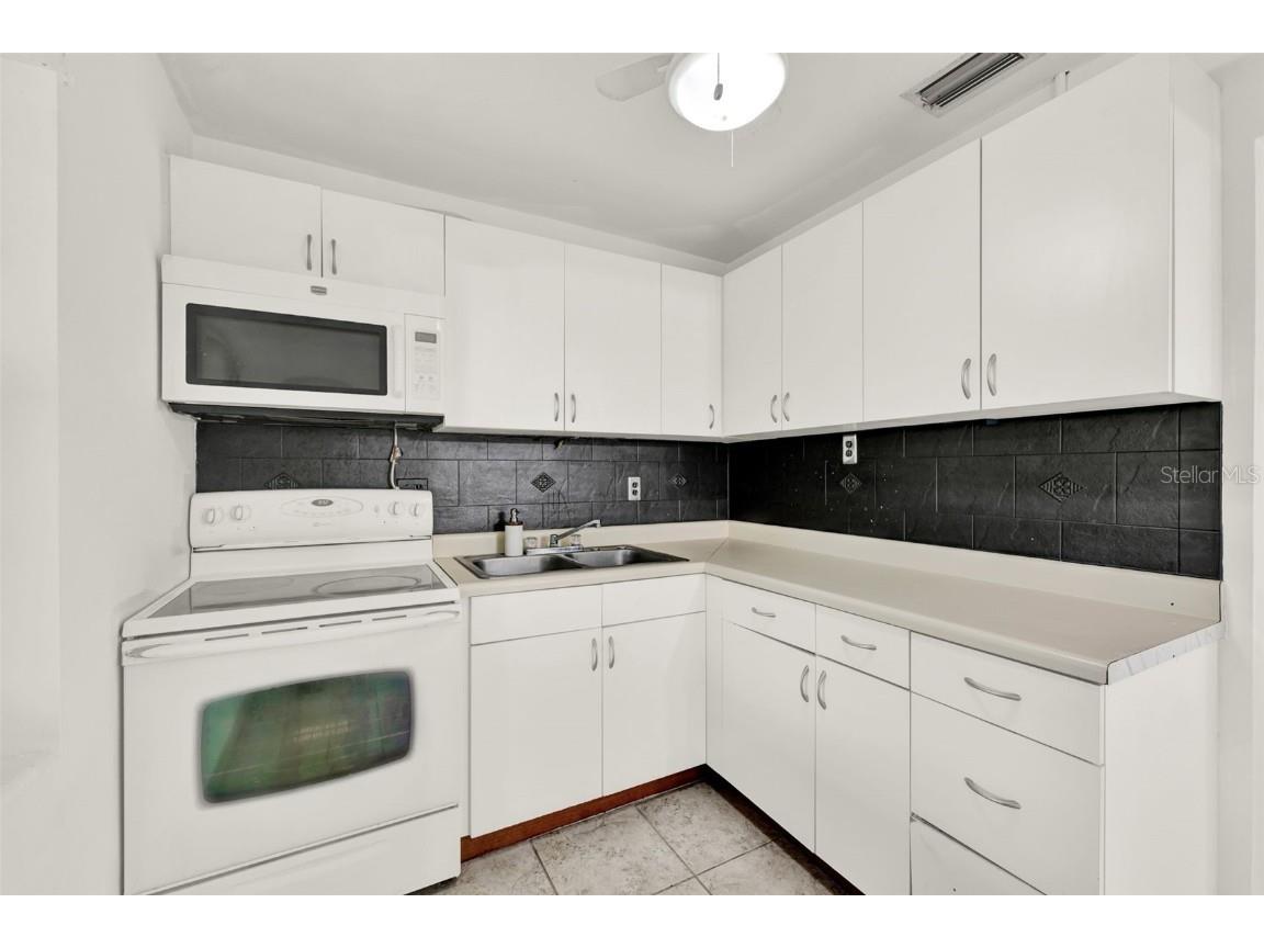 300 S Glenwood Avenue Orlando FL 32803 O6339777 image6