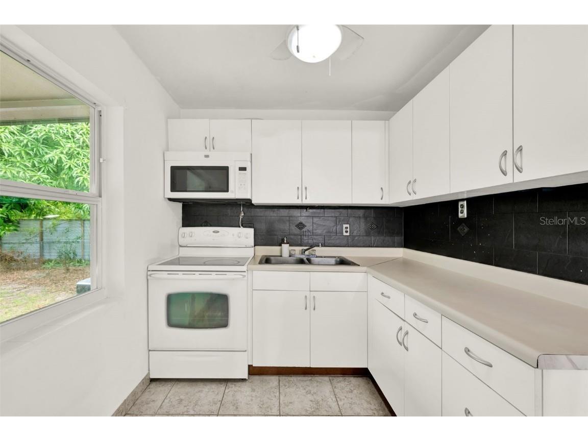 300 S Glenwood Avenue Orlando FL 32803 O6339777 image7