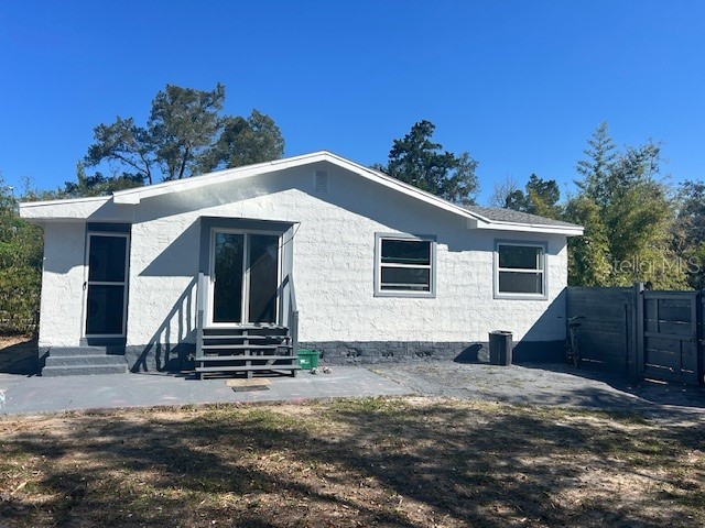 300 S Highland Avenue Tarpon Springs FL 34689 TB8364421 image1