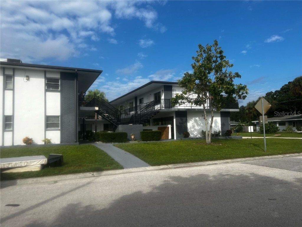 300 S Nimbus Avenue #9 Clearwater FL 33765 U8255579 image1