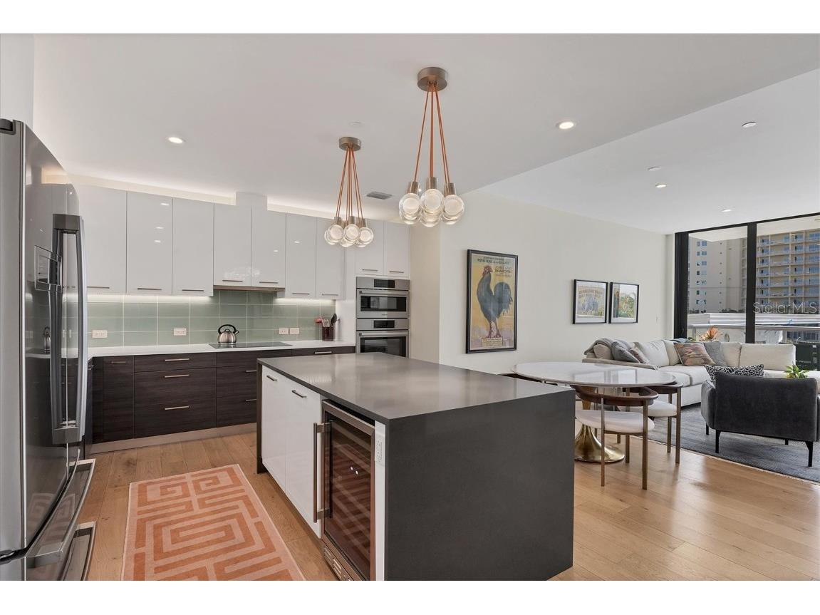 300 S Pineapple Avenue #302 Sarasota FL 34236 A4665439 image10