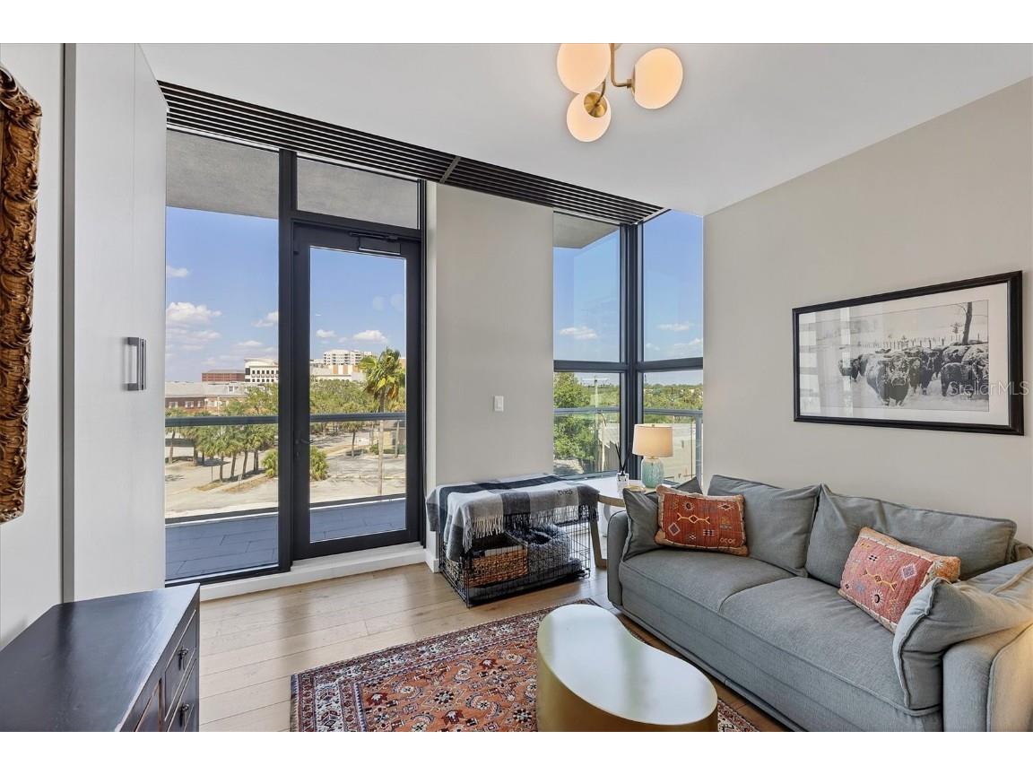 300 S Pineapple Avenue #302 Sarasota FL 34236 A4665439 image32