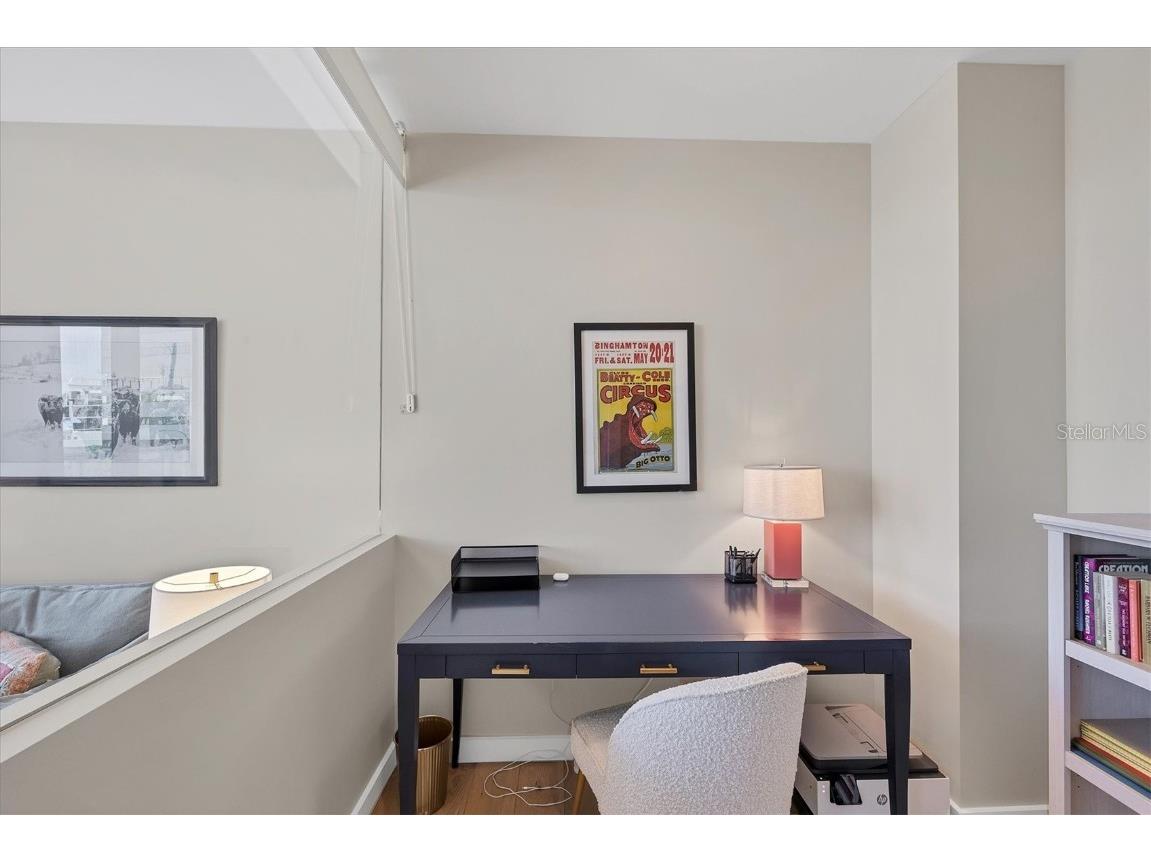 300 S Pineapple Avenue #302 Sarasota FL 34236 A4665439 image36