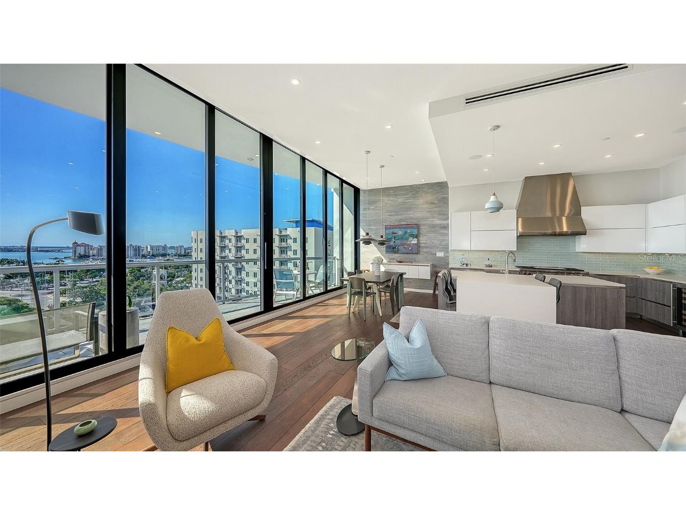 300 S Pineapple Avenue #902 Sarasota FL 34236 - SARASOTA BAY A4672560 image14